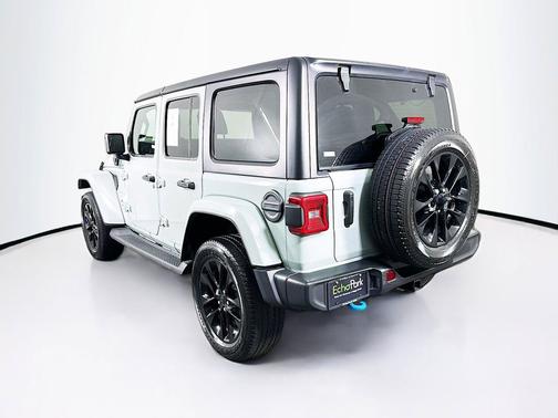 Earl Clearcoat 2023 Jeep Wrangler 4xe Sahara