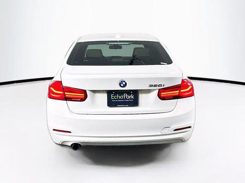 2018 BMW 320 i