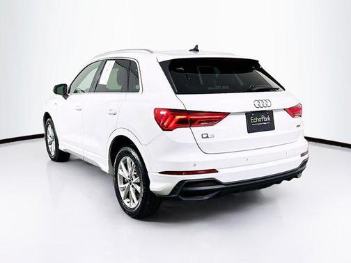 2023 Audi Q3 S line Premium