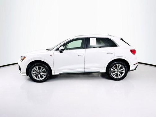 2023 Audi Q3 S line Premium