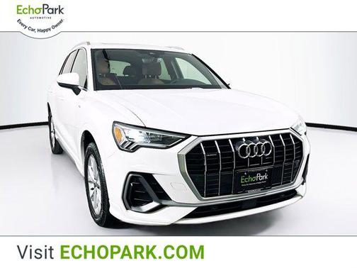2023 Audi Q3 S line Premium
