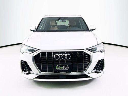 2023 Audi Q3 S line Premium