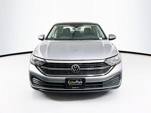 2024 Volkswagen Jetta 1.4T SE