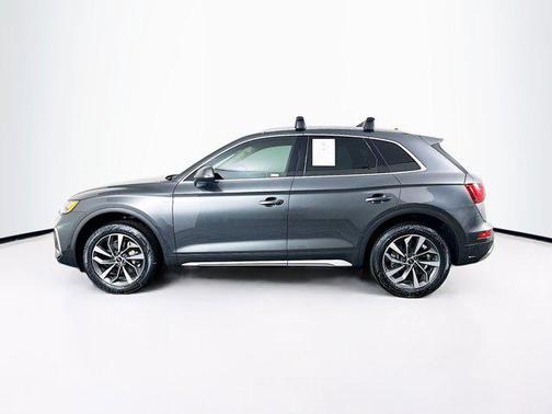 2022 Audi Q5 45 S line Premium Plus