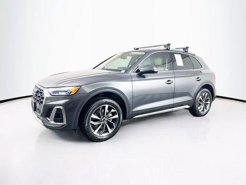 2022 Audi Q5 45 S line Premium Plus