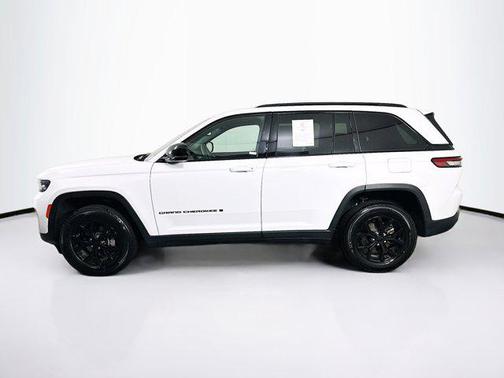 2024 Jeep Grand Cherokee Altitude