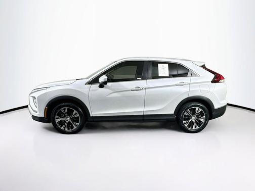White Diamond 2022 Mitsubishi Eclipse Cross SE