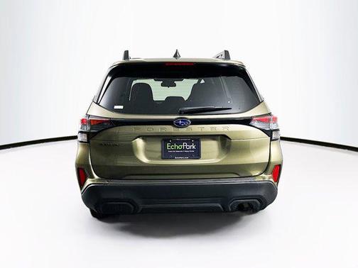 Autumn Green Metallic 2025 Subaru Forester Premium