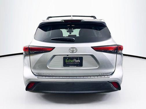2022 Toyota Highlander Limited
