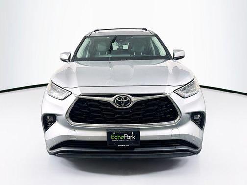 2022 Toyota Highlander Limited