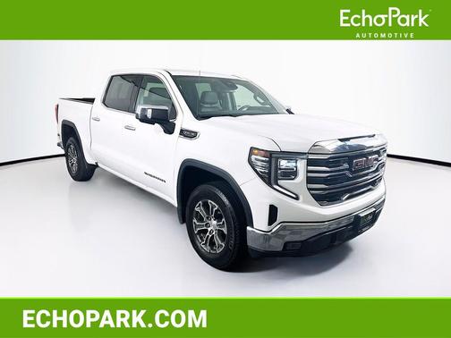 Summit White 2025 GMC Sierra 1500 SLT