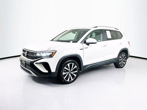 2024 Volkswagen Taos SE