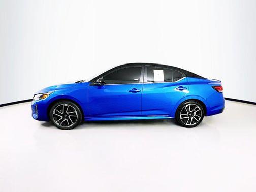 Electric Blue Metallic/Super Black 2025 Nissan Sentra SR