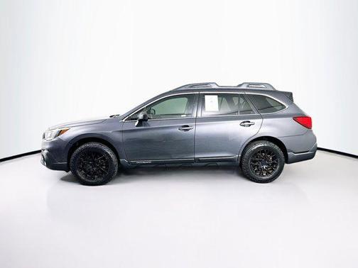 Magnetite Gray Metallic 2019 Subaru Outback 2.5i