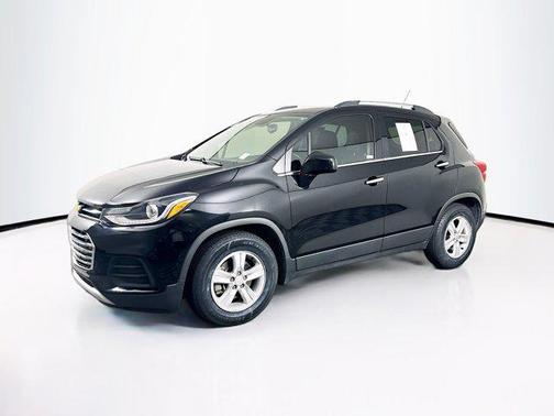 Mosaic Black Metallic 2019 Chevrolet Trax LT