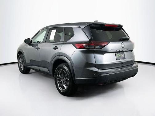 Gun Metallic 2024 Nissan Rogue S