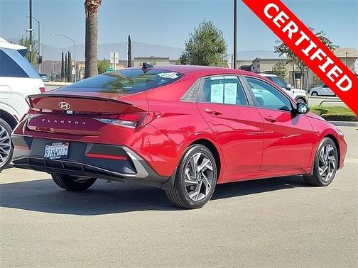 2025 Hyundai ELANTRA SEL Sport