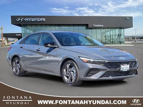 2025 Hyundai ELANTRA HEV SEL Sport
