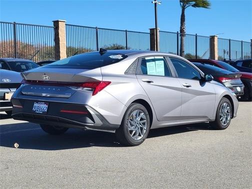 2025 Hyundai ELANTRA HEV Blue