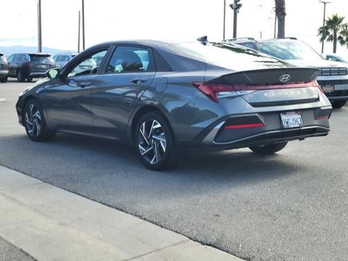 Gray 2025 Hyundai ELANTRA HEV SEL Sport