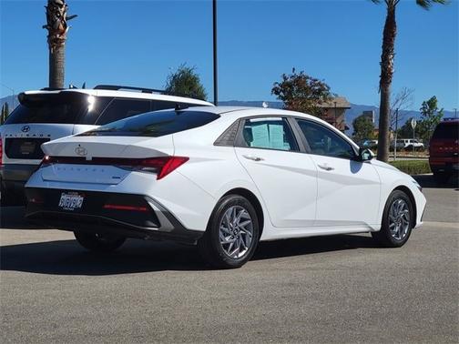 2025 Hyundai ELANTRA HEV Blue