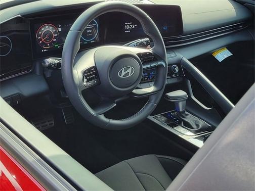 2025 Hyundai ELANTRA HEV SEL Sport