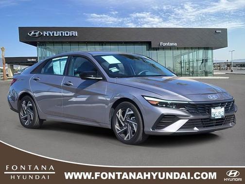 2025 Hyundai ELANTRA HEV SEL Sport