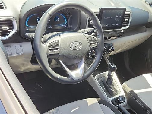 2023 Hyundai VENUE SEL