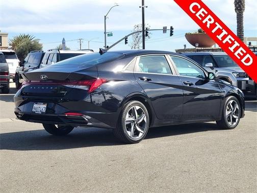 2023 Hyundai ELANTRA Limited