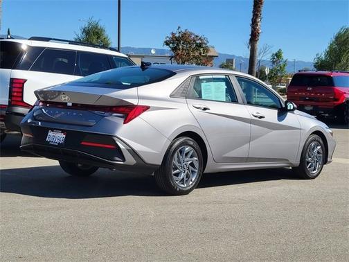 2025 Hyundai ELANTRA HEV Blue