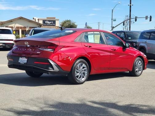 2025 Hyundai ELANTRA HEV Blue
