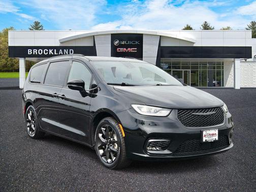 Diamond Black Crystal Pearlcoat 2025 Chrysler Pacifica Limited