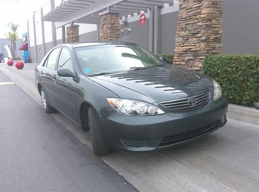 2006 Toyota Camry LE