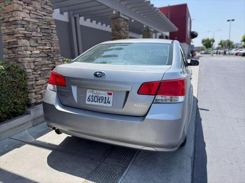 2011 Subaru Legacy Premium