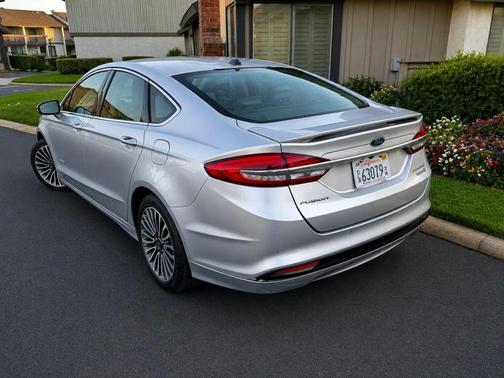 Ingot Silver Metallic 2018 Ford Fusion Hybrid Titanium