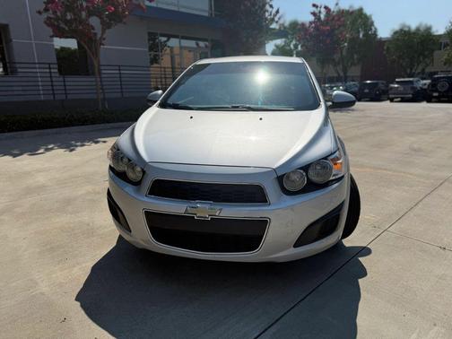 2016 Chevrolet Sonic LT