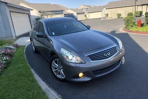 2011 INFINITI G37 Journey