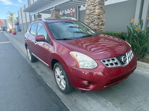 2012 Nissan Rogue SV w/SL Pkg