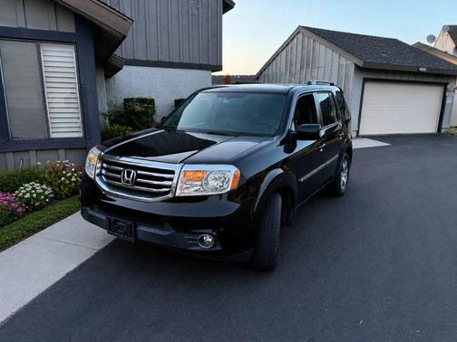Crystal Black Pearl 2015 Honda Pilot Touring