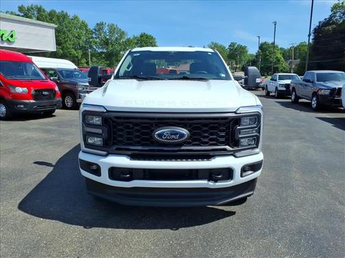 White 2023 Ford F-250 XL