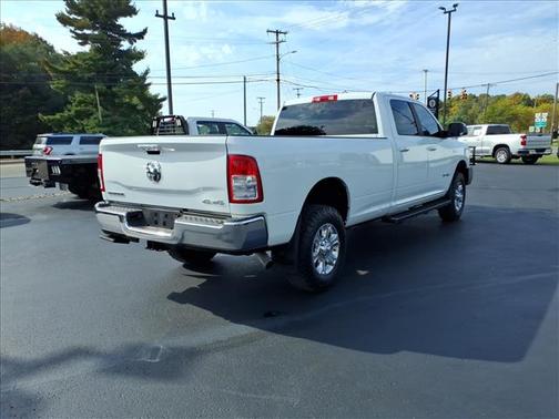 White 2019 RAM 2500 Big Horn 4x4 Crew Cab 8' Box