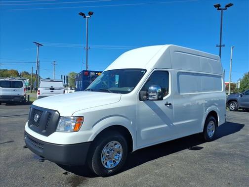 2021 Nissan NV Cargo NV3500 HD S V8