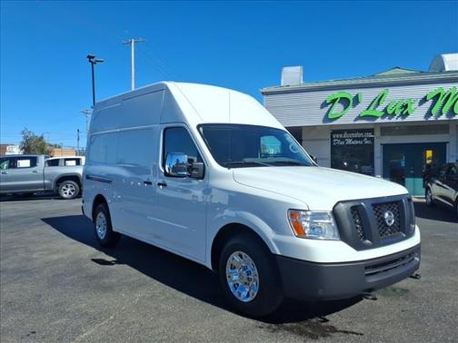 2021 Nissan NV Cargo NV3500 HD S V8