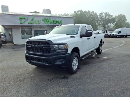 White 2023 RAM 2500 Tradesman 4x4 Crew Cab 8' Box