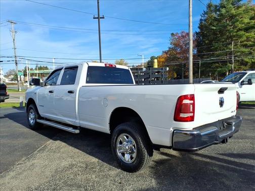 2019 RAM 2500 Tradesman 4x4 Crew Cab 8' Box