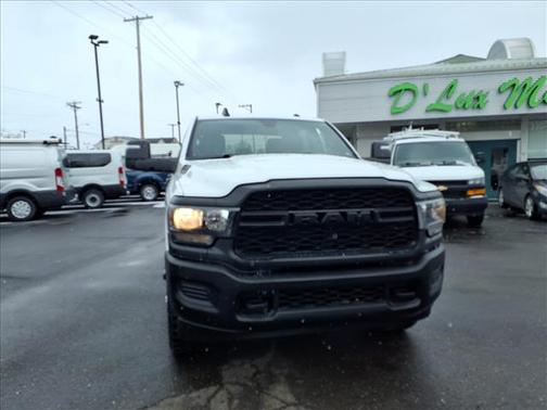 2023 RAM 2500 Tradesman 4x4 Crew Cab 6'4'' Box