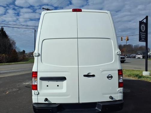 2020 Nissan NV Cargo NV3500 HD S V8