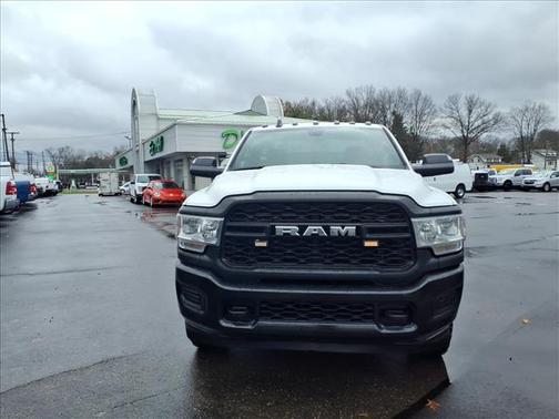 2022 RAM 2500 Tradesman 4x4 Reg Cab 8' Box