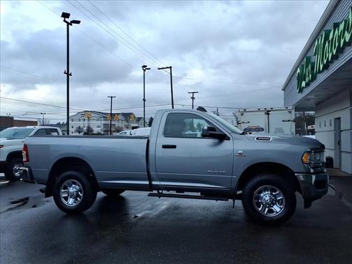 2021 RAM 3500 Tradesman 4x4 Reg Cab 8' Box