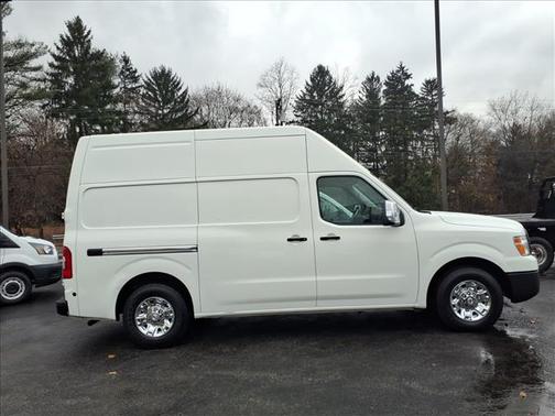 2019 Nissan NV Cargo NV3500 HD S V8